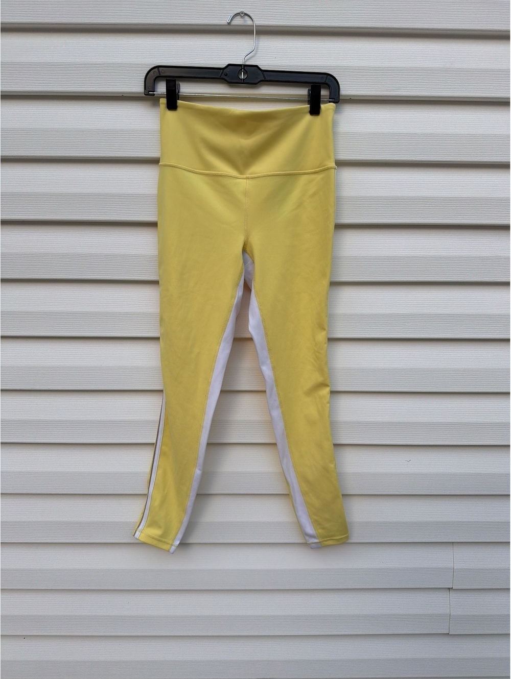 Athleta Women's S Pale Yellow Ultra High Rise Elation Tight Leggings Lycra